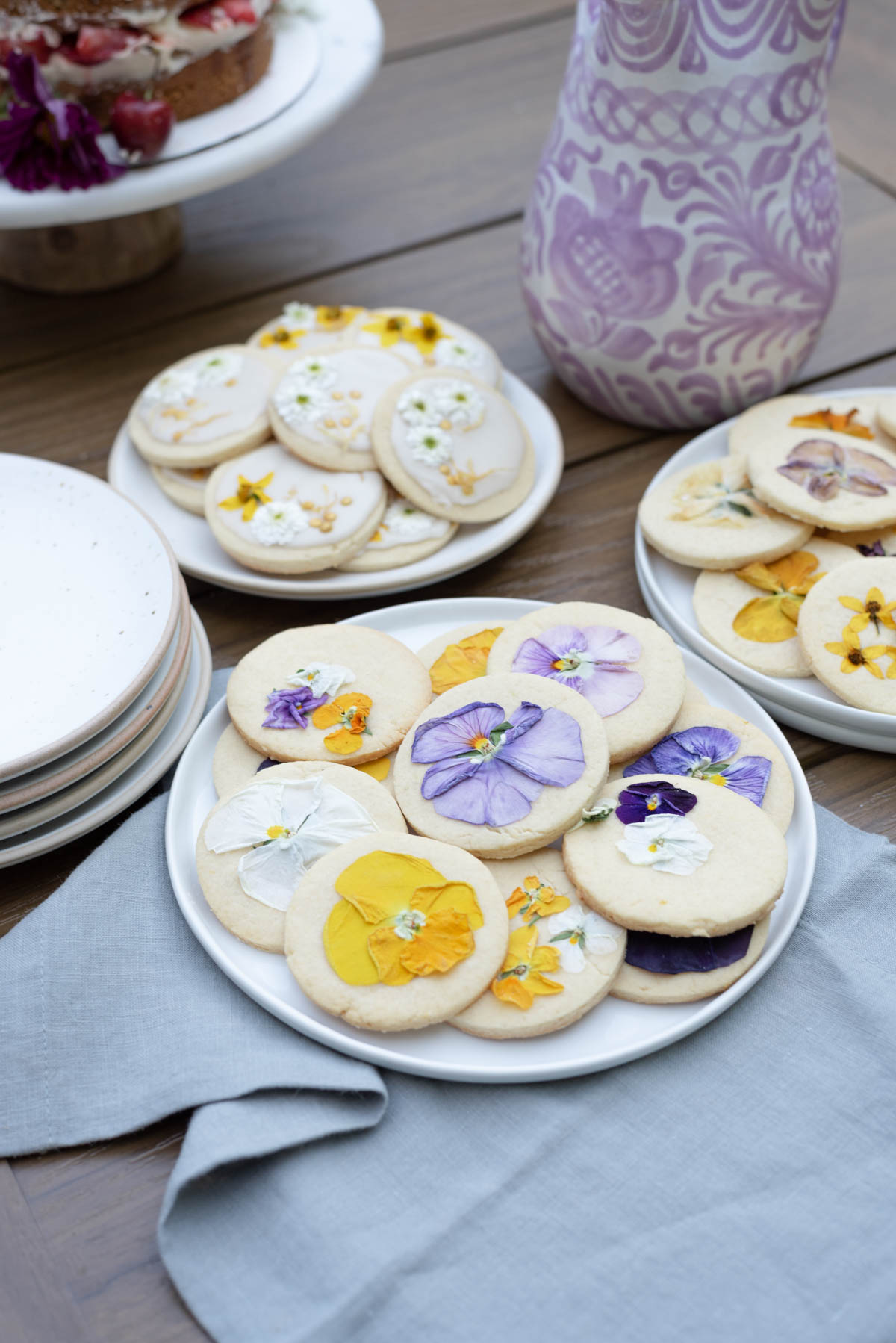 How to Make Pressed Flower Cookies {VIDEO} - Sam Schwab